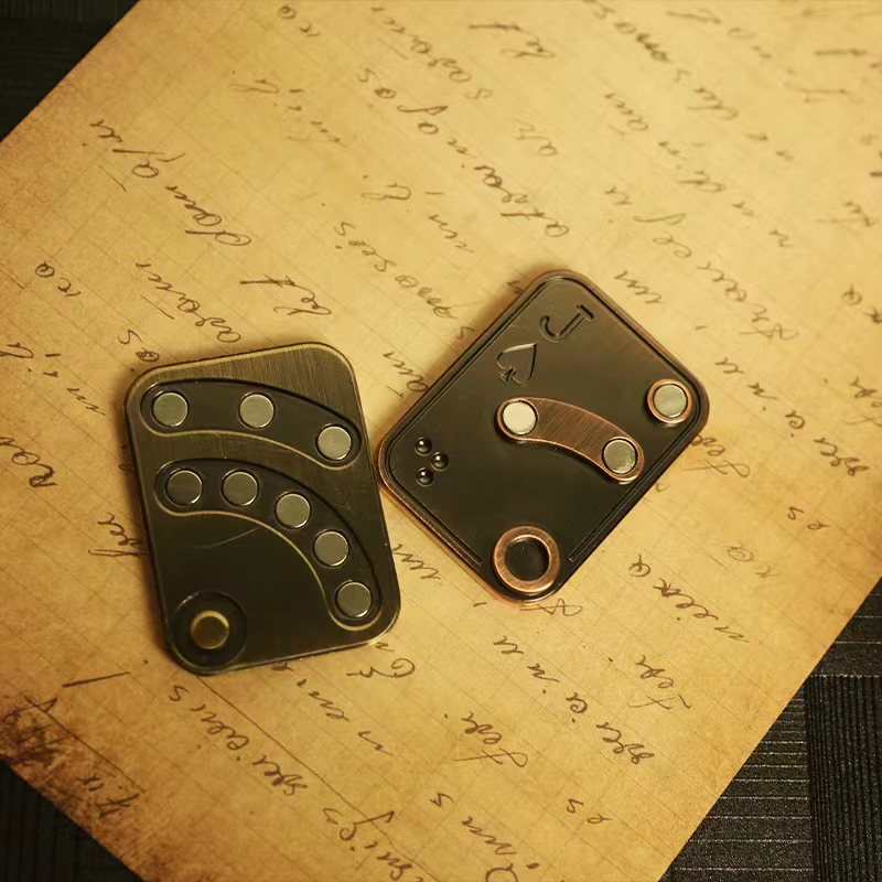 Poker J  Metal Skull Magnetic  - Fidget Spinner Bearing ulasan dan harga